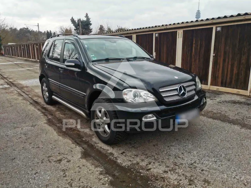 2004 Mercedes Benz ML-Class