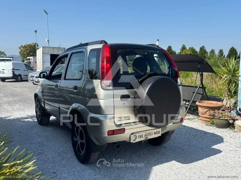 2004 Daihatsu Terios