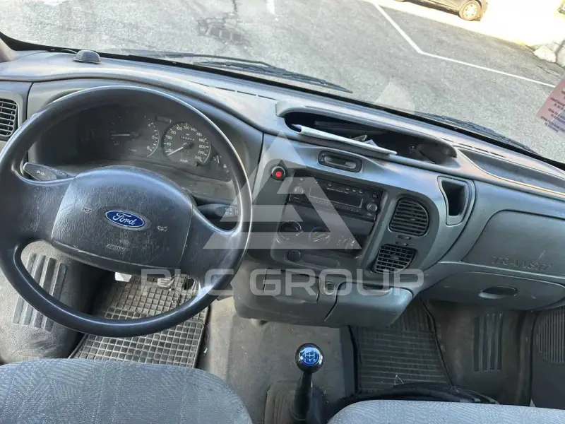 2004 Ford TRANSIT