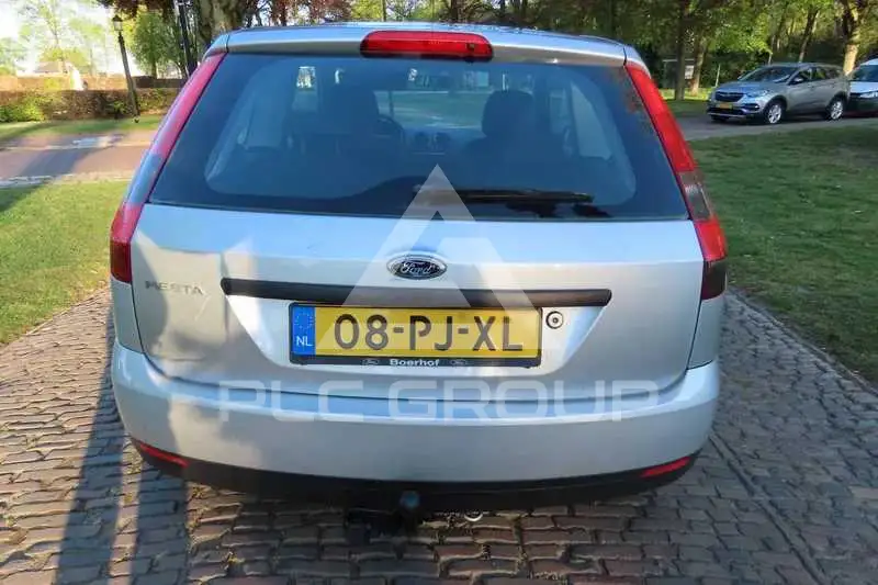 2004 Ford FIESTA