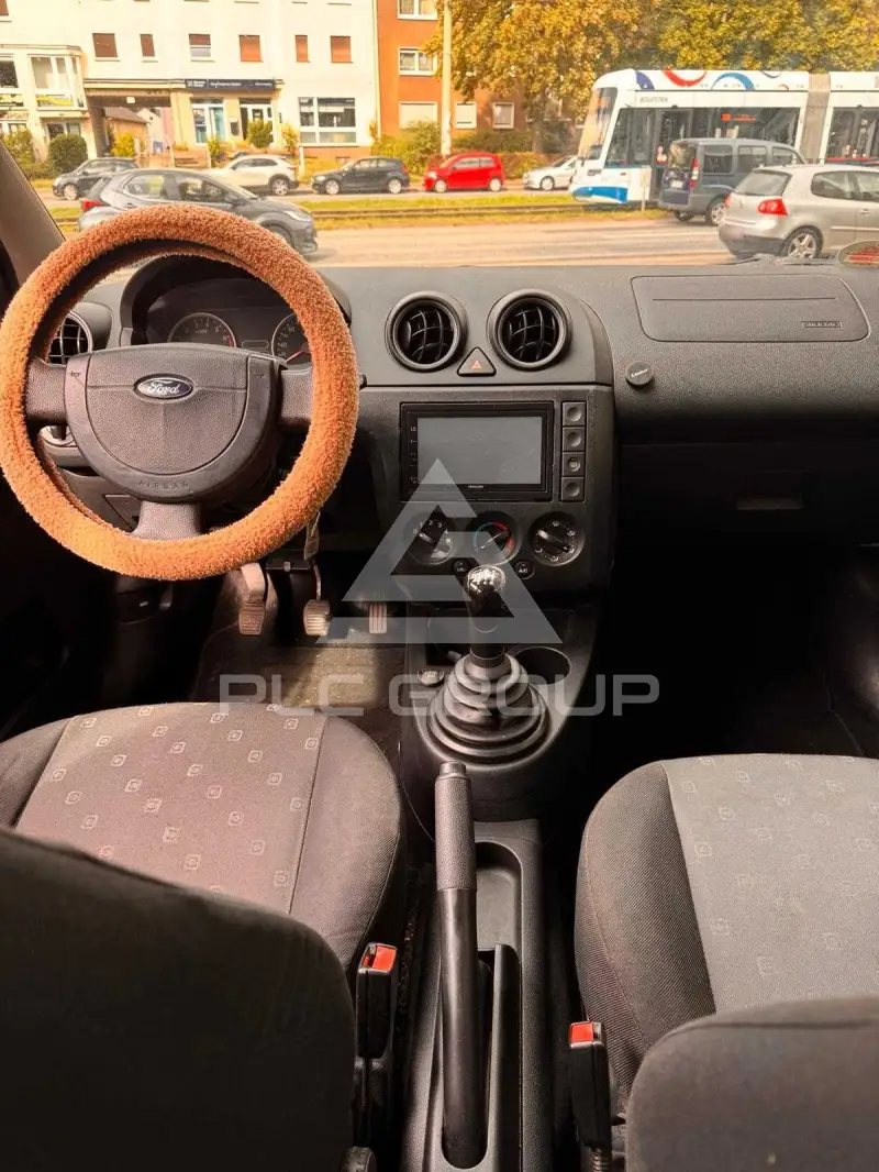 2004 Ford FIESTA