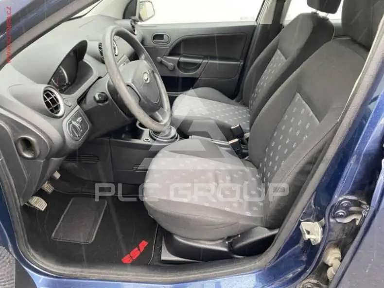 2004 Ford FIESTA