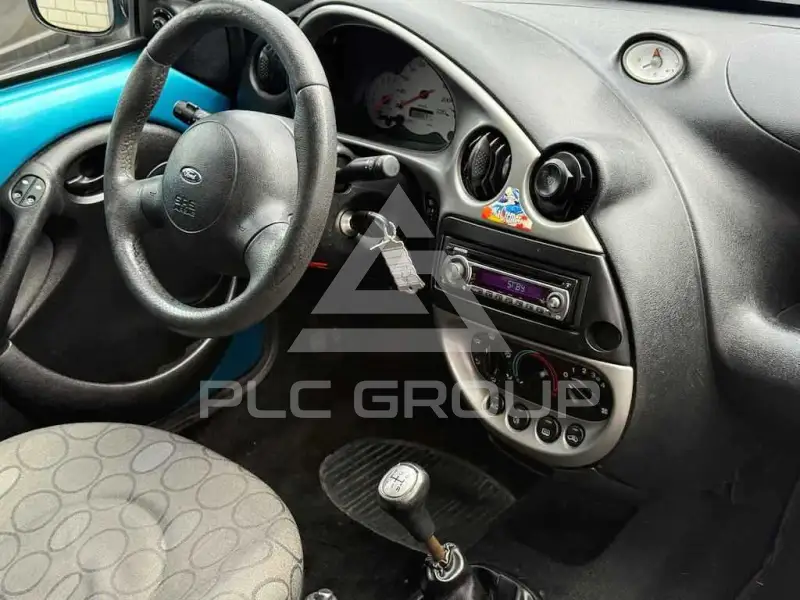 2004 Ford KA