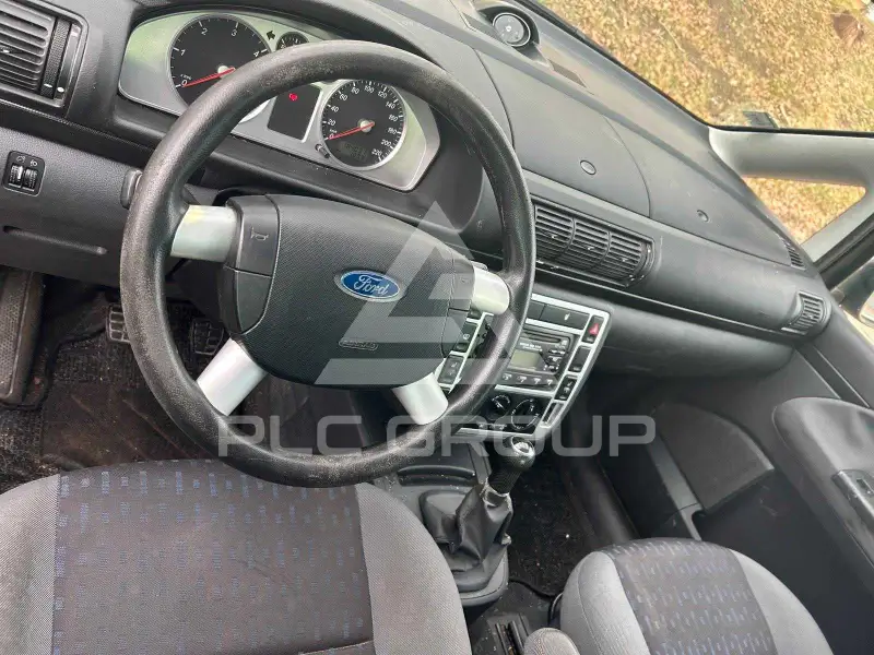 2004 Ford GALAXY