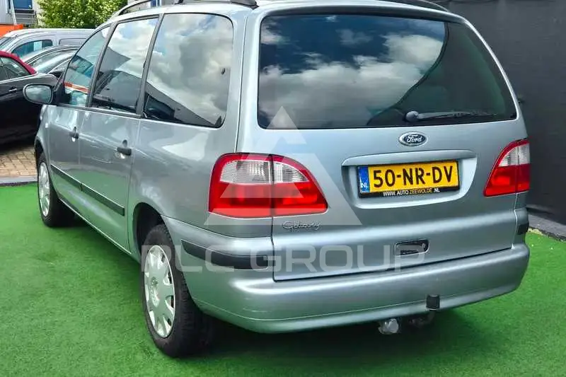 2004 Ford GALAXY