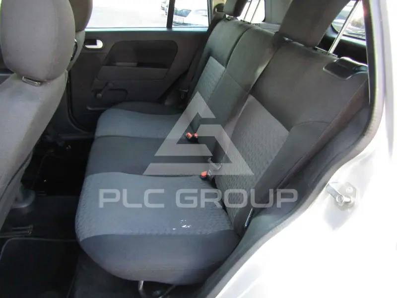2004 Ford FUSION
