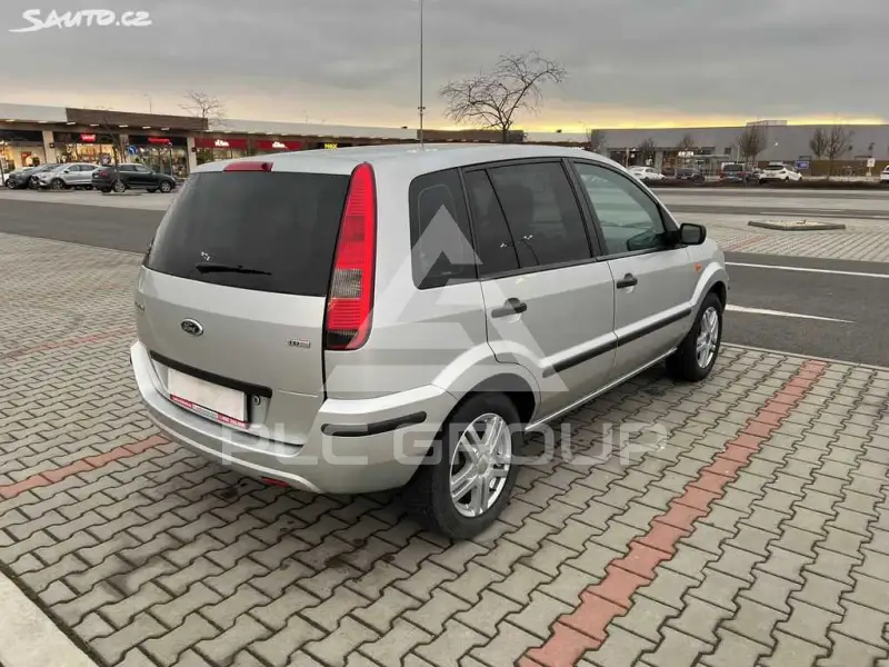 2004 Ford FUSION