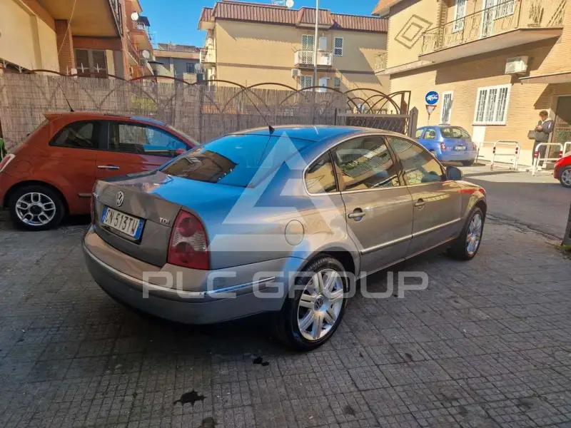 2004 Volkswagen Passat