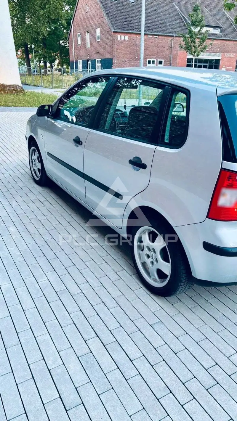 2004 Volkswagen Polo