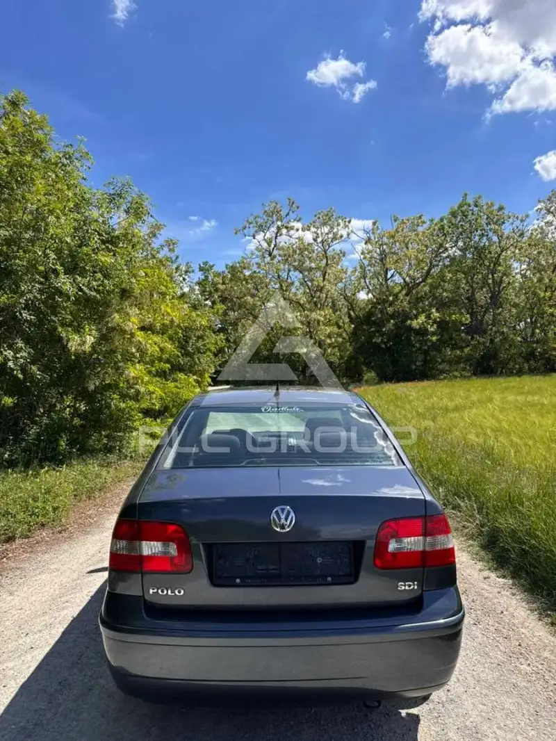 2004 Volkswagen Polo
