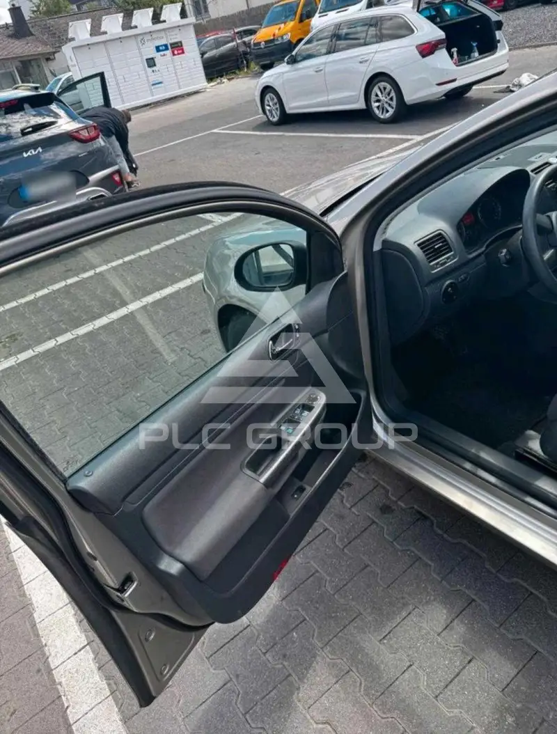 2004 Volkswagen GOLF