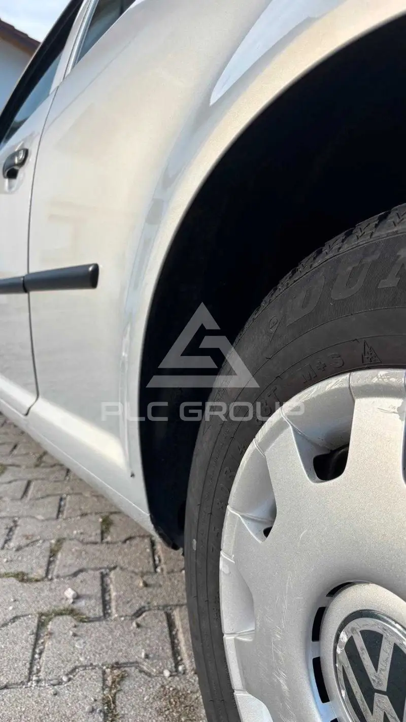 2004 Volkswagen GOLF