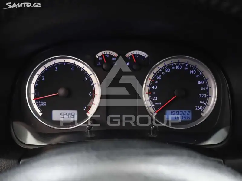 2004 Volkswagen GOLF
