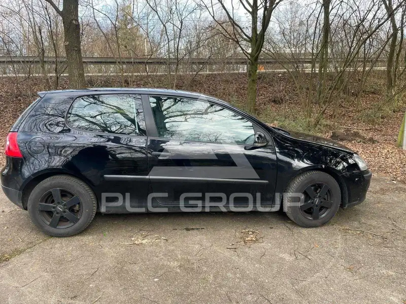 2004 Volkswagen GOLF