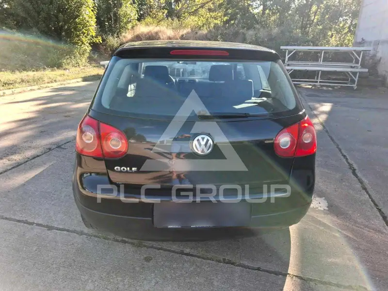 2004 Volkswagen GOLF