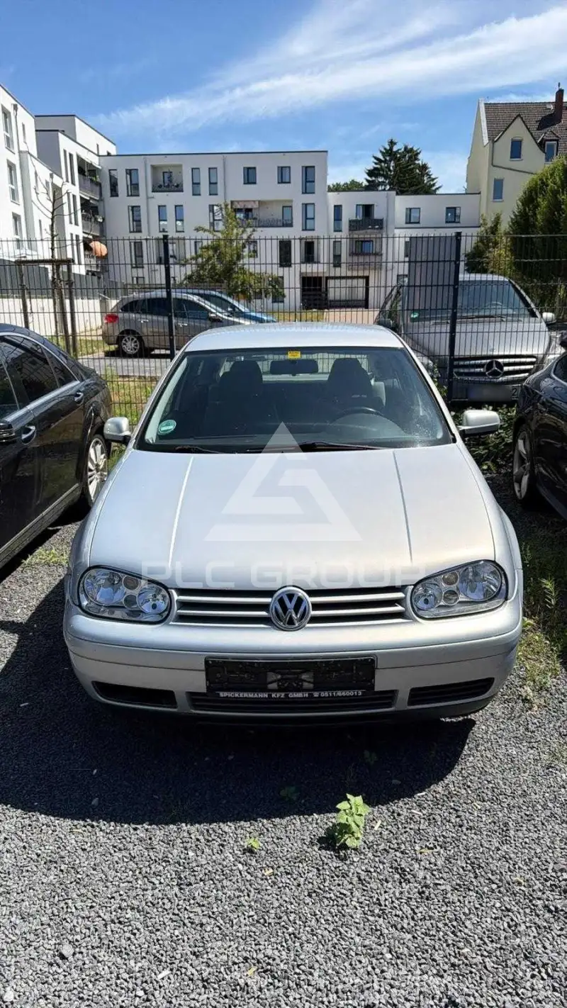 2004 Volkswagen GOLF
