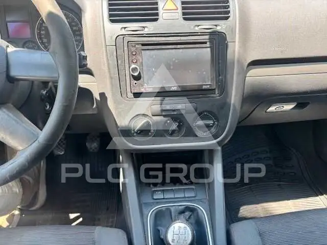 2004 Volkswagen GOLF