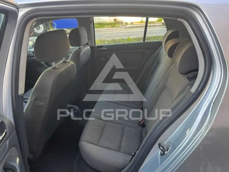 2004 Volkswagen GOLF