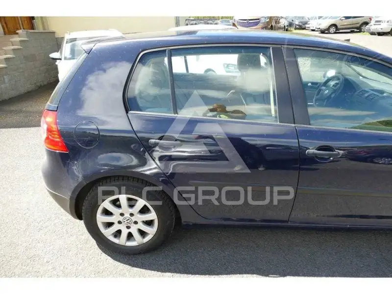 2004 Volkswagen GOLF