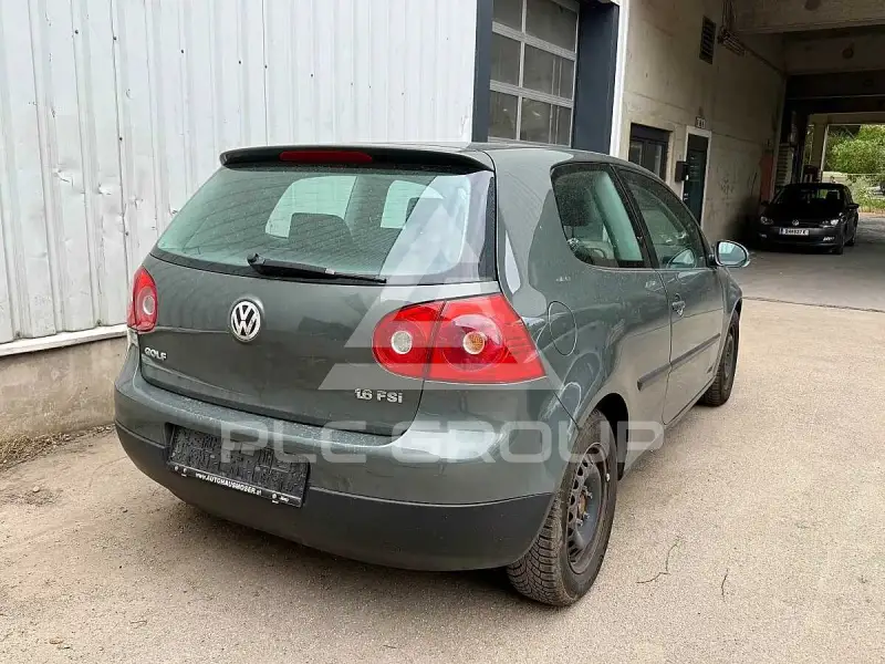 2004 Volkswagen GOLF