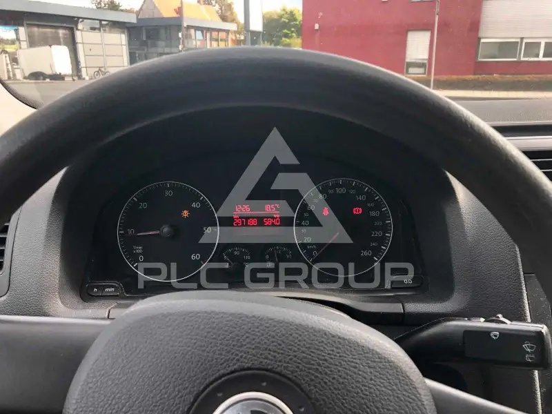 2004 Volkswagen GOLF