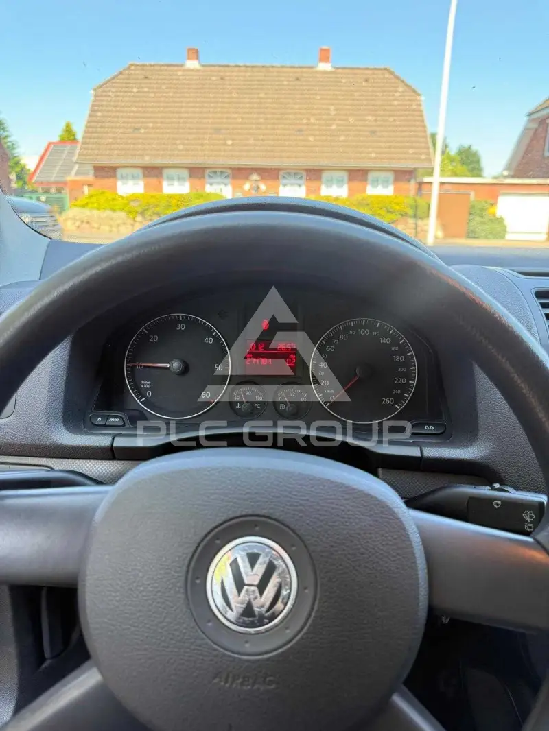 2004 Volkswagen GOLF