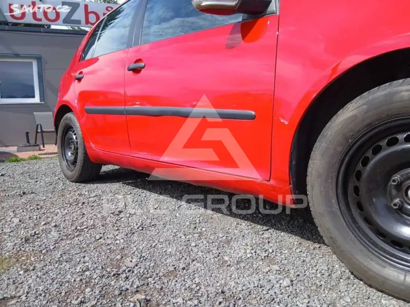 2004 Volkswagen GOLF