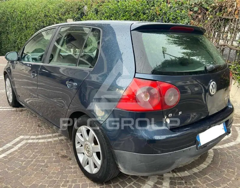 2004 Volkswagen GOLF