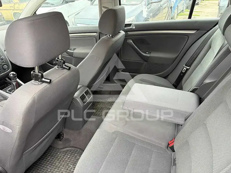 2004 Volkswagen GOLF