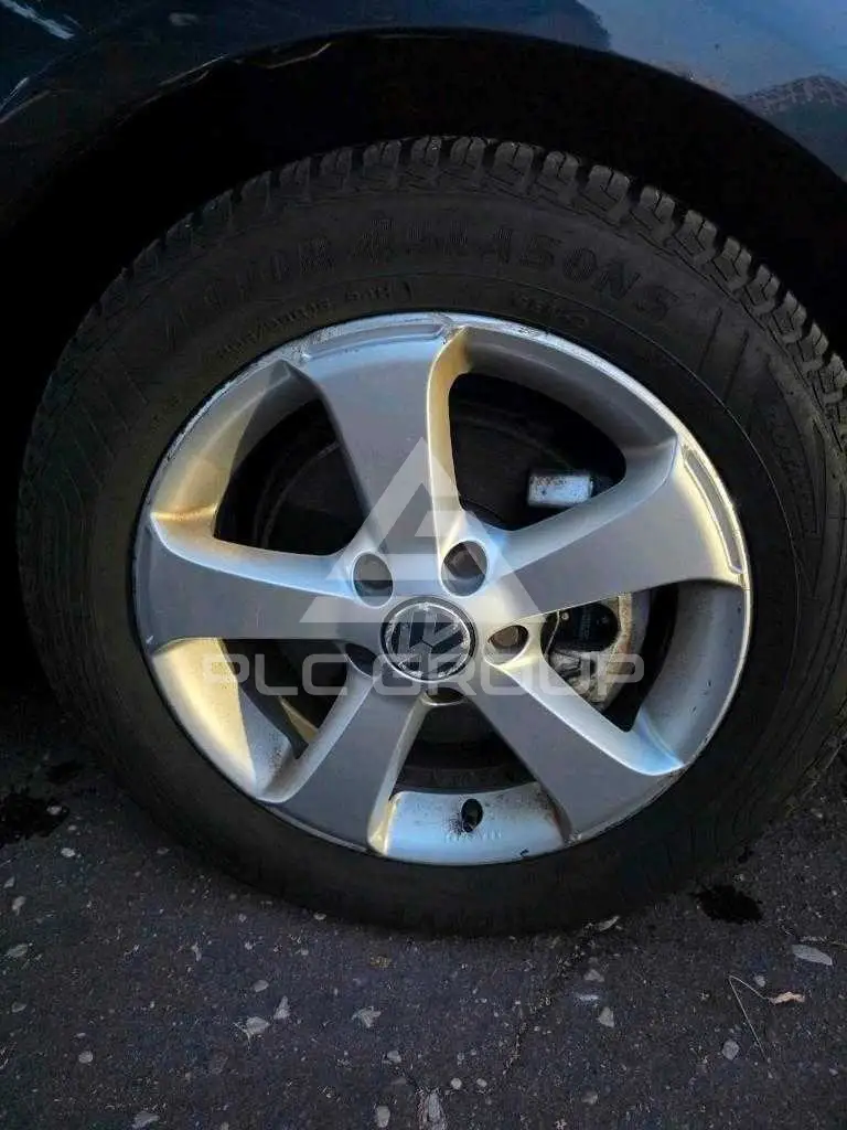 2004 Volkswagen GOLF