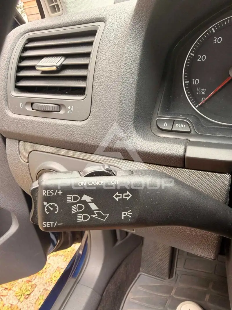 2004 Volkswagen GOLF