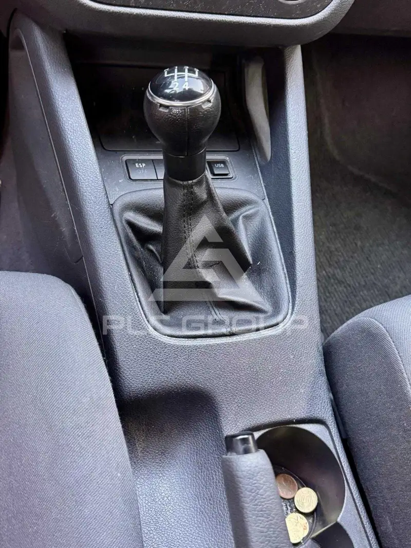 2004 Volkswagen GOLF