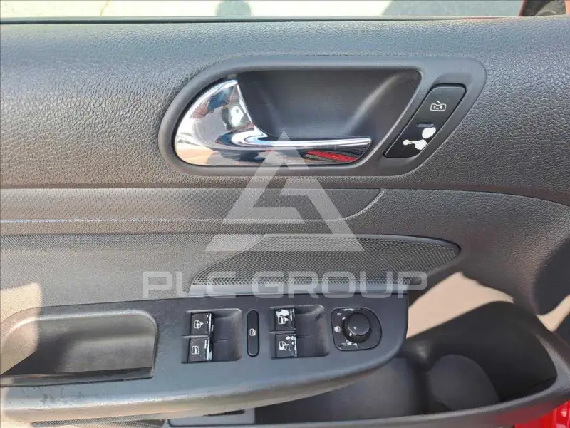 2004 Volkswagen GOLF