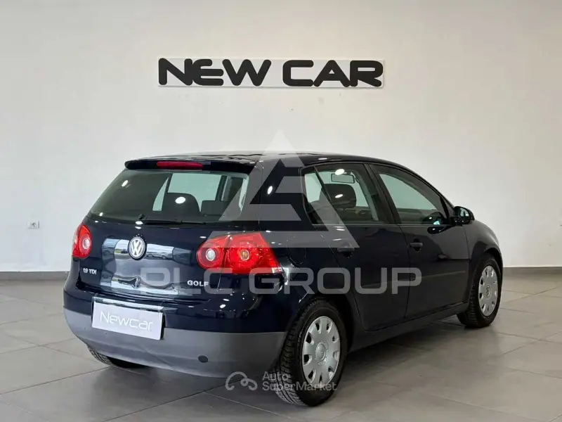 2004 Volkswagen GOLF