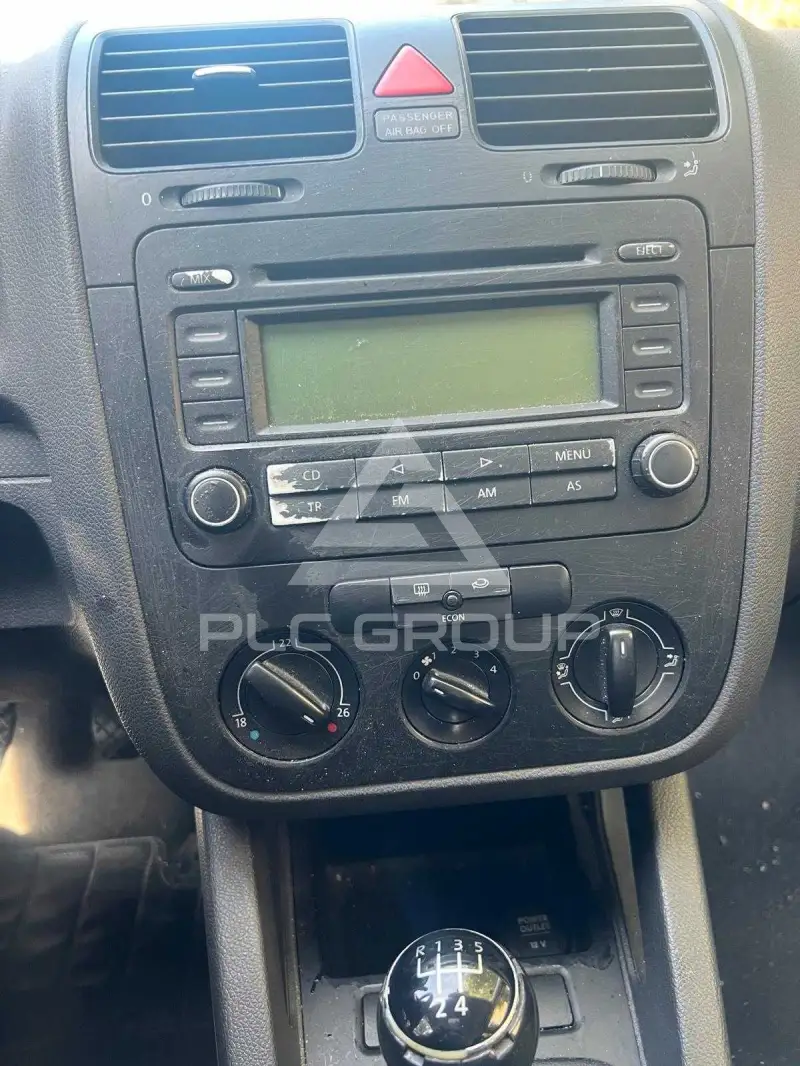 2004 Volkswagen GOLF