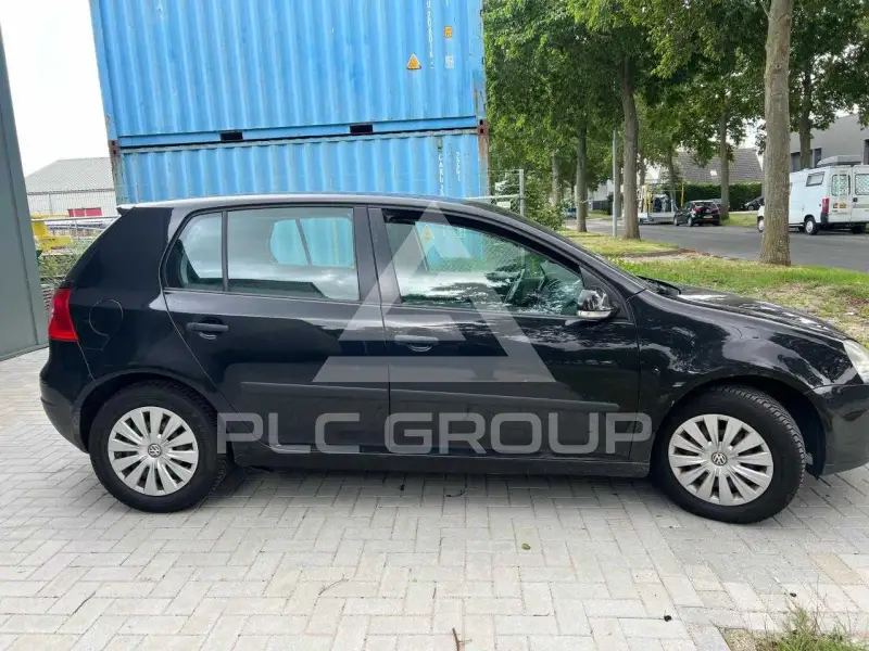 2004 Volkswagen GOLF