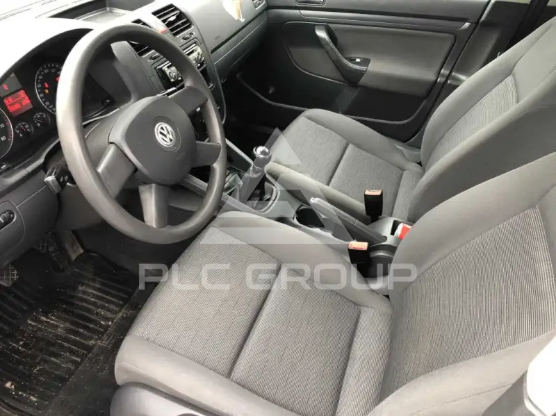2004 Volkswagen GOLF