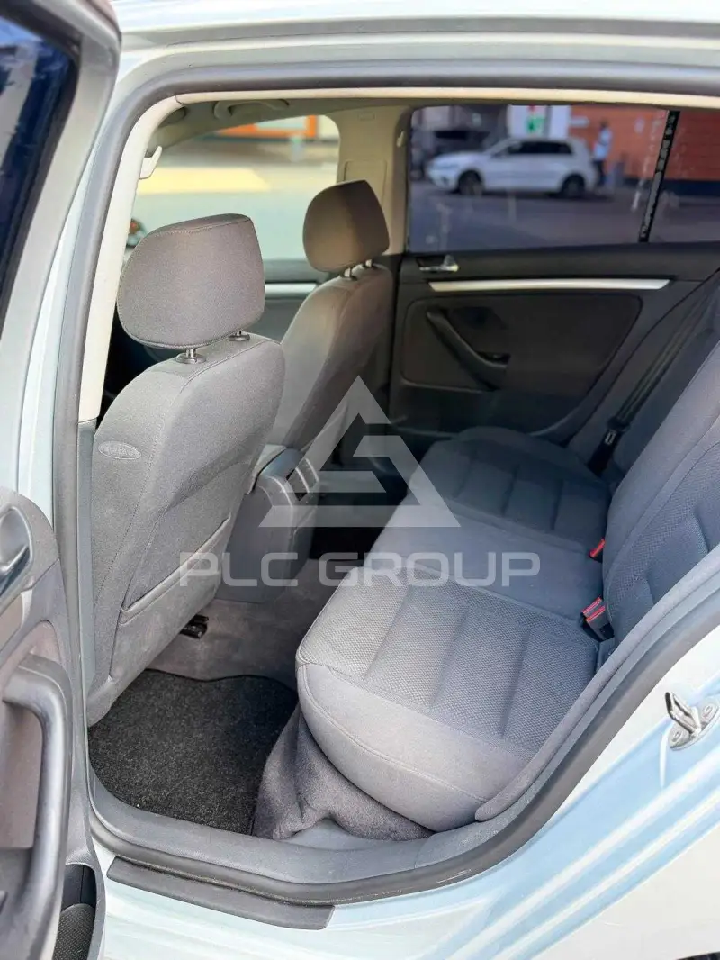 2004 Volkswagen GOLF