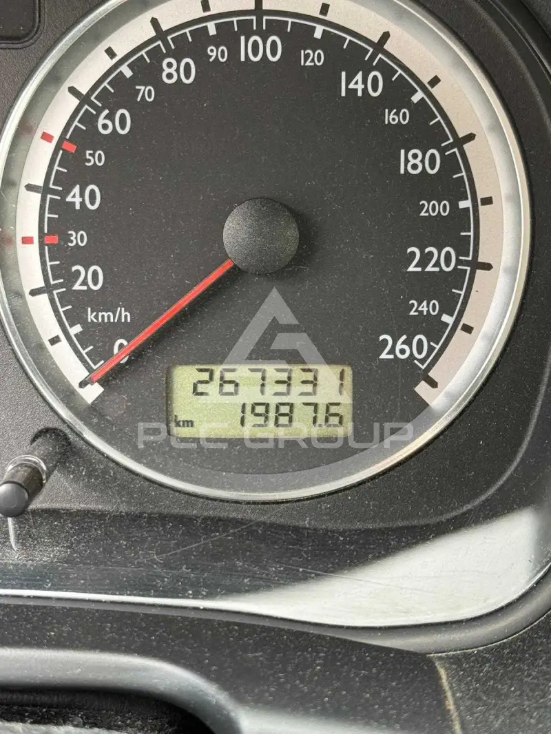 2004 Volkswagen GOLF