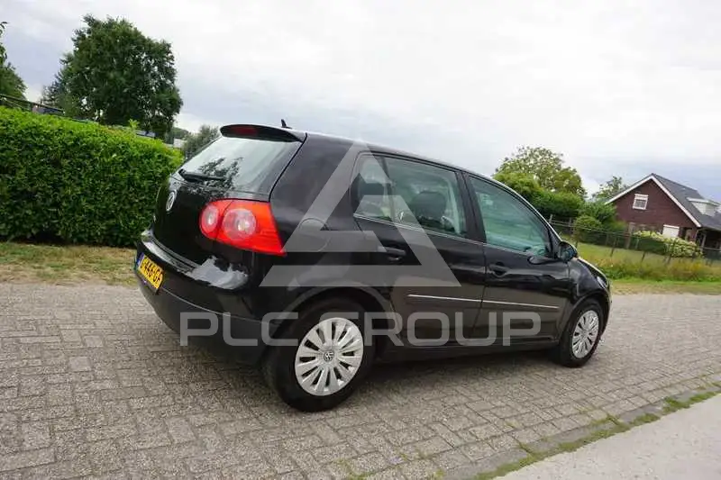 2004 Volkswagen GOLF