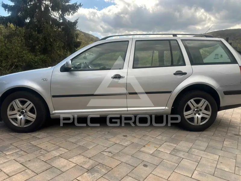 2004 Volkswagen GOLF