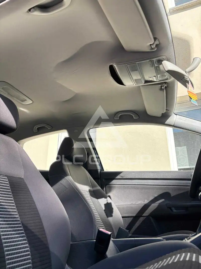 2004 Volkswagen GOLF