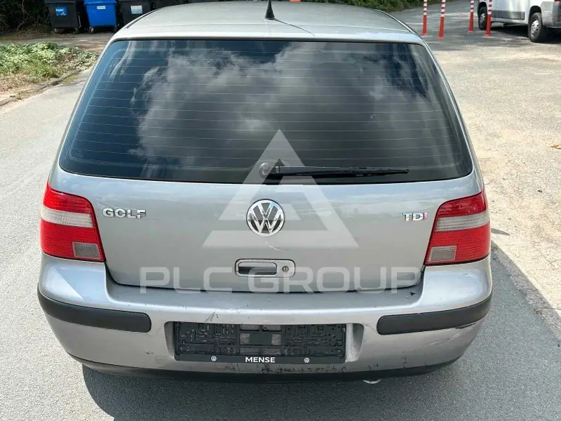 2004 Volkswagen GOLF