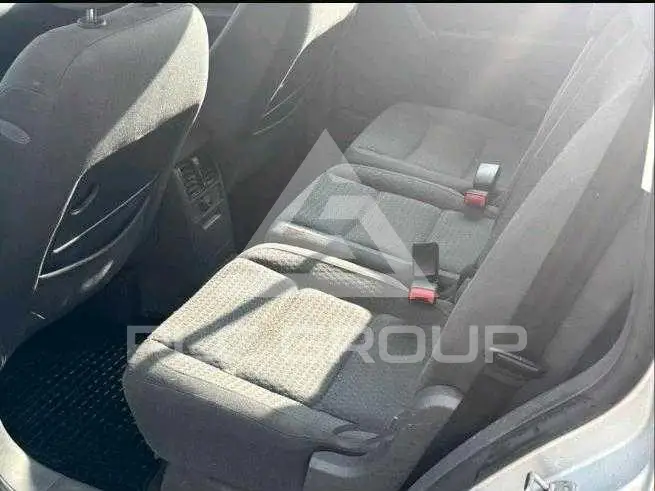 2004 Volkswagen Touran