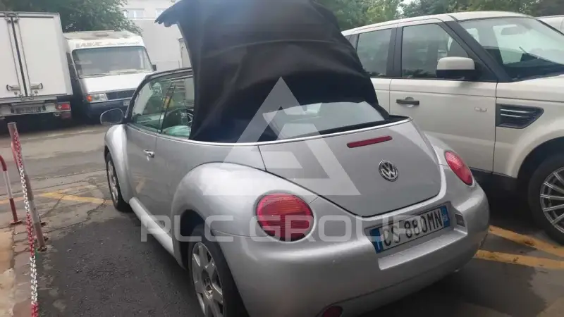 2004 Volkswagen BEETLE
