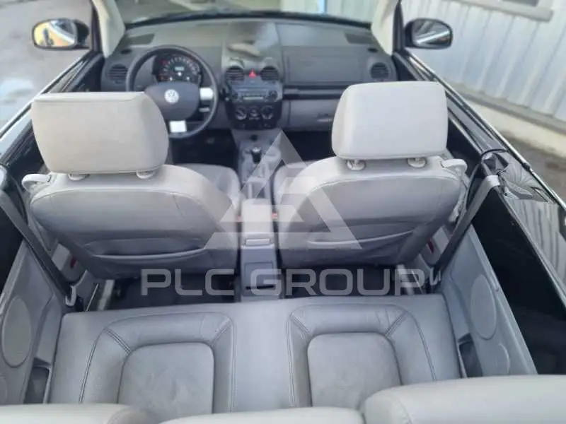 2004 Volkswagen BEETLE