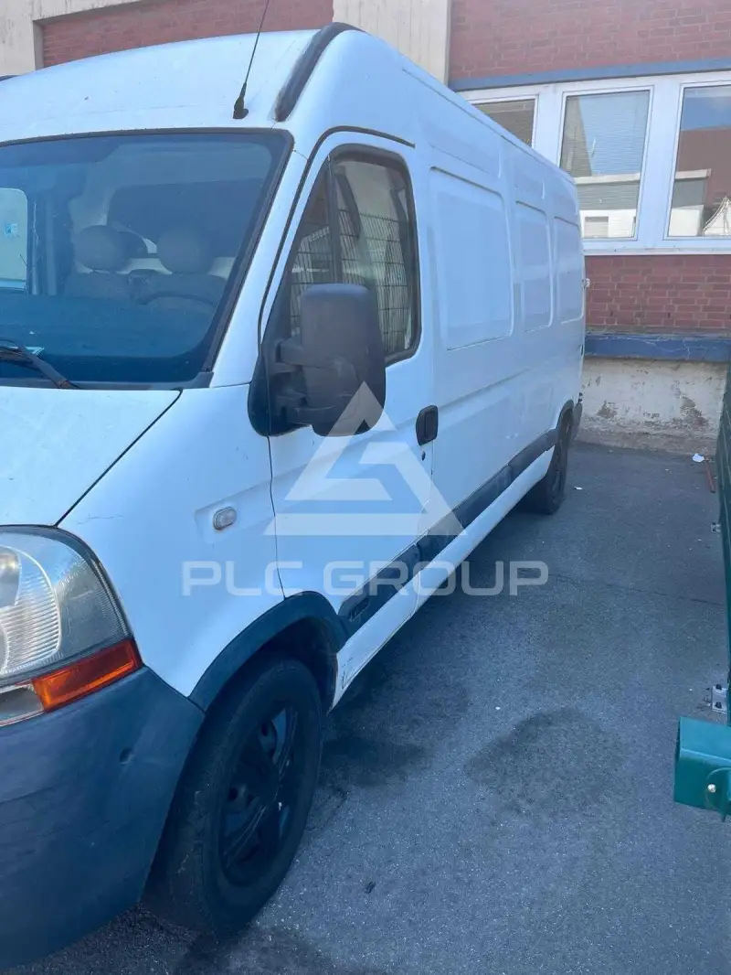 2004 Renault Master