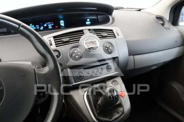 2004 Renault Scenic