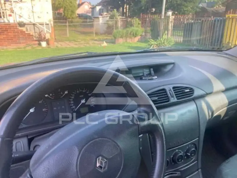 2004 Renault Laguna