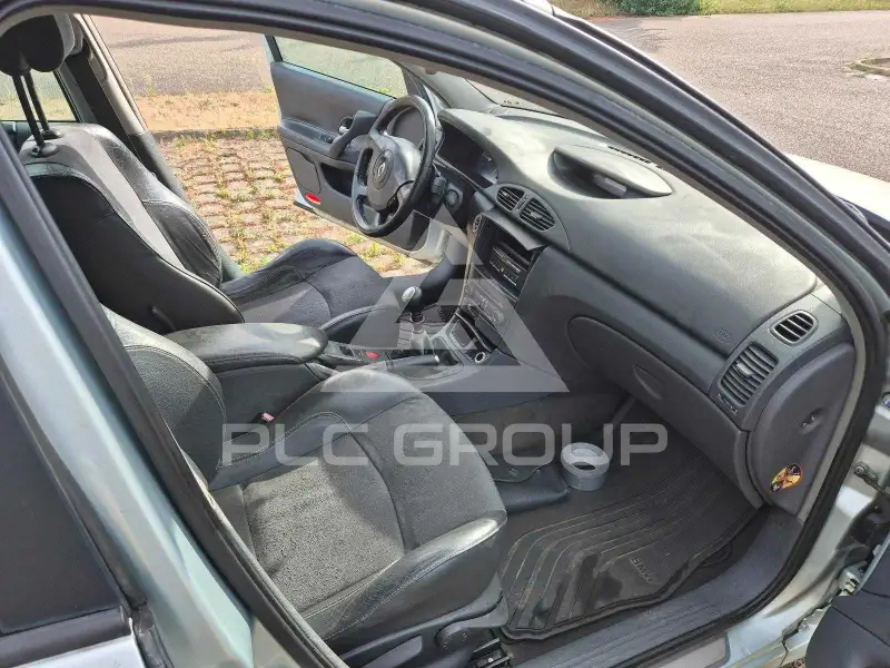 2004 Renault Laguna